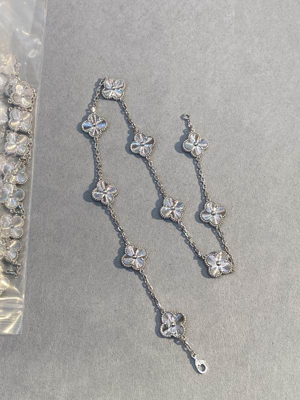 Van Cleef & Arpel Necklace
